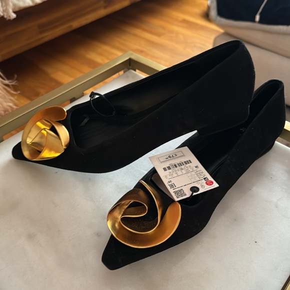 Zara Suede flats with flower detail - new with tags! - Picture 2 of 3